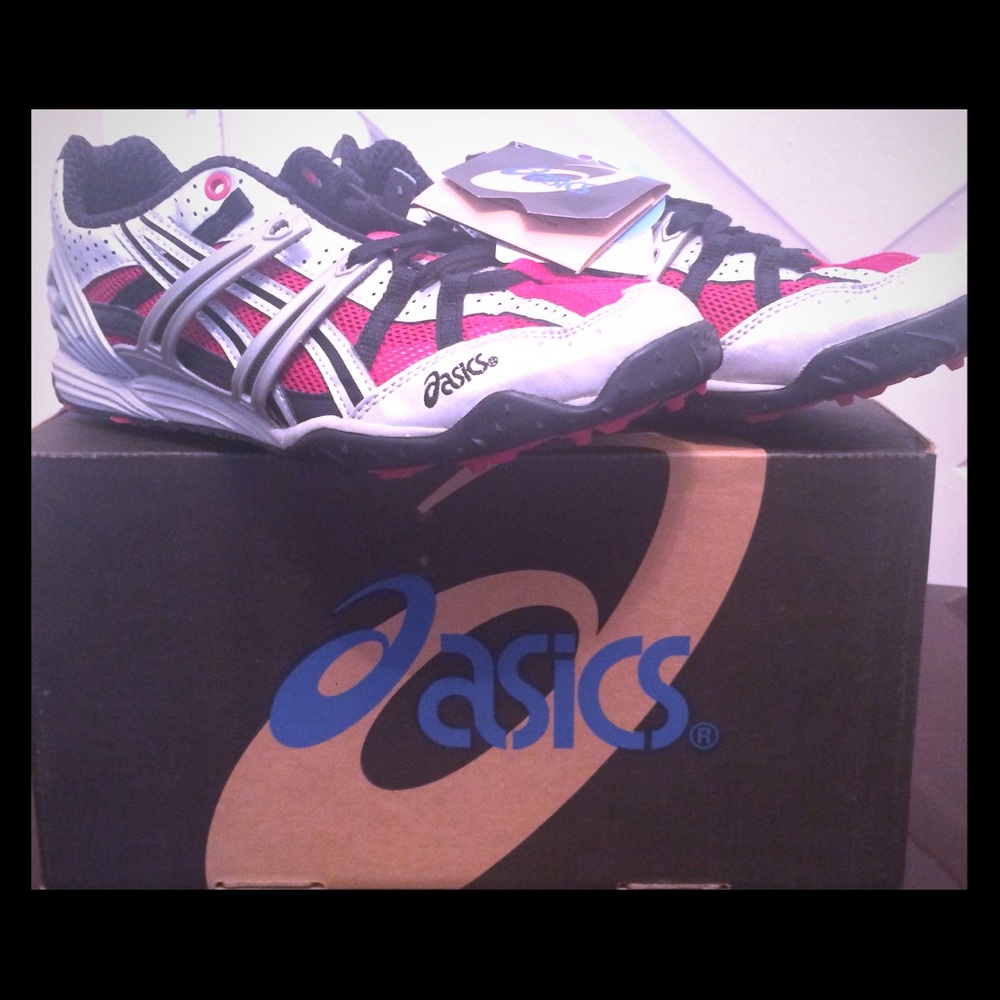New Men's Oasis Spikless Running Shoe